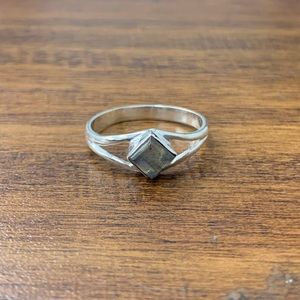 Labradorite Ring, 925 Silver Filled